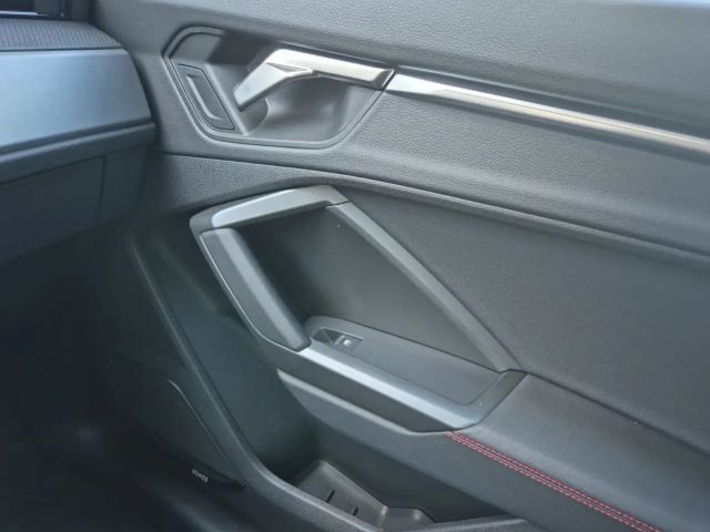 Audi Q3 35 TFSI S-Line