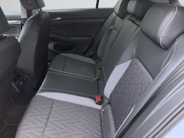 Volkswagen Golf 1.5 TSI