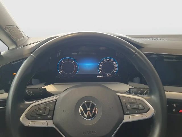 Volkswagen Golf Life Variant