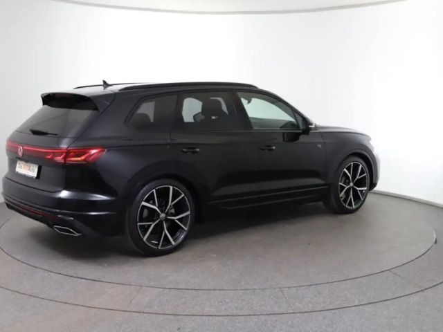 Volkswagen Touareg 4Motion R-Line