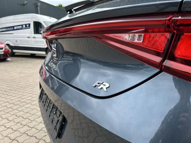 Seat Leon 1.5 eTSI Black FR-lijn