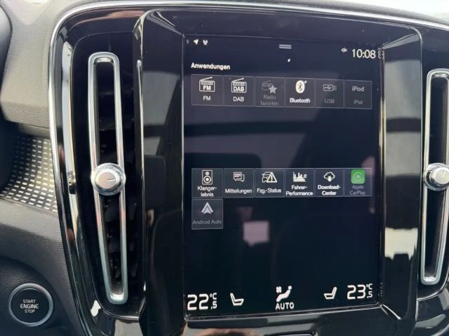 Volvo XC40 R-Design Recharge T5