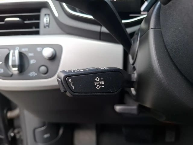 Audi A4 35 TDI Avant S-Tronic