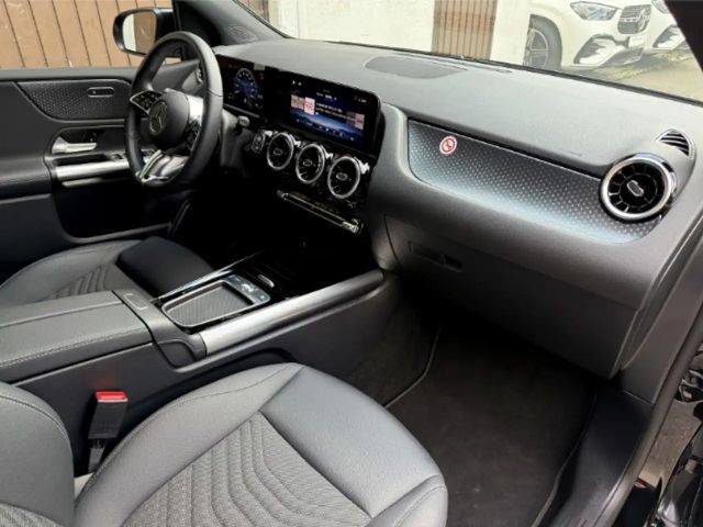 Mercedes-Benz B 180 Progressive