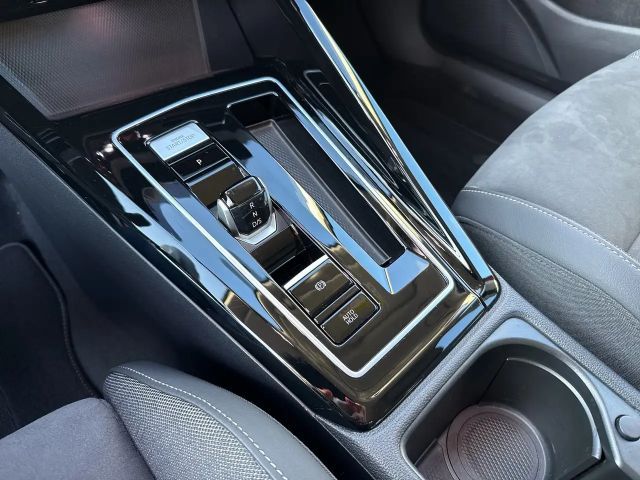 Volkswagen Golf DSG Style