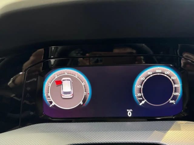 Volkswagen Golf 1.5 TSI Golf VIII Variant