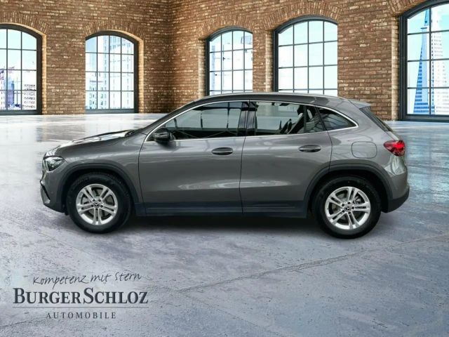 Mercedes-Benz GLA 180 Leder el.Heck KAM PDC SpurH Navi AUT