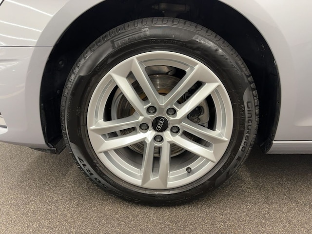 Audi A4 35 TFSI Avant S-Tronic