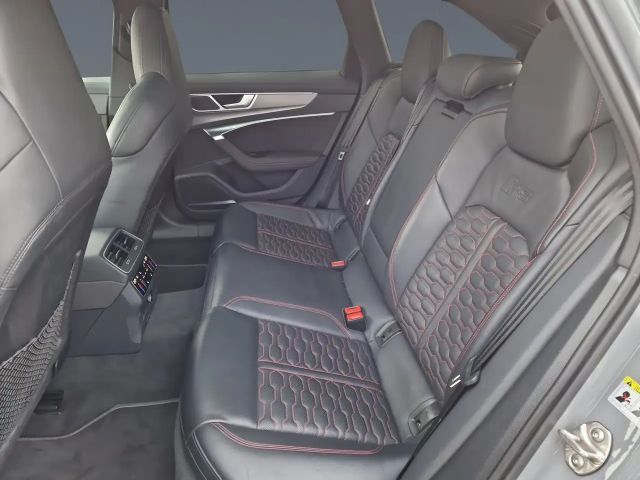 Audi RS6 Avant Quattro