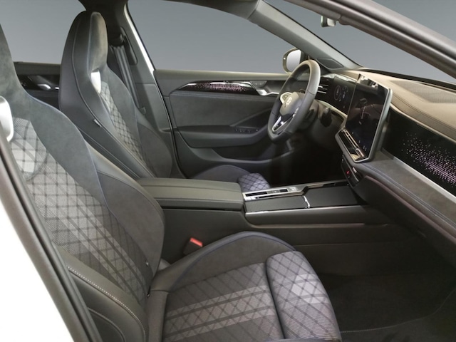 Volkswagen Passat 2.0 TDI DSG Style Variant