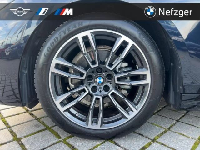 BMW 520 520d M-Sport Touring