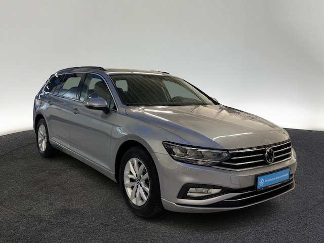 Volkswagen Passat 1.5 TSI Business DSG Variant