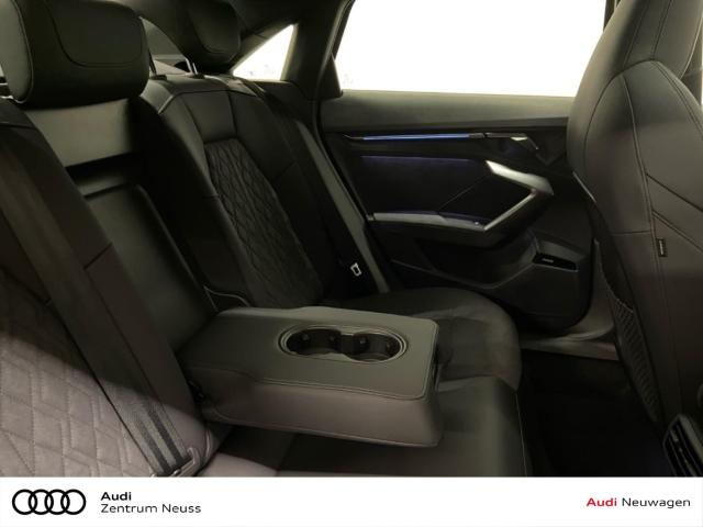 Audi RS3 Quattro S-Tronic Sedan