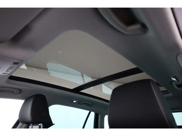 Skoda Superb 2.0 TDI Combi Style Style