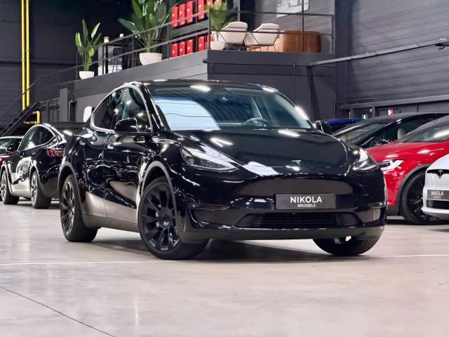 Tesla Model Y AWD Long Range