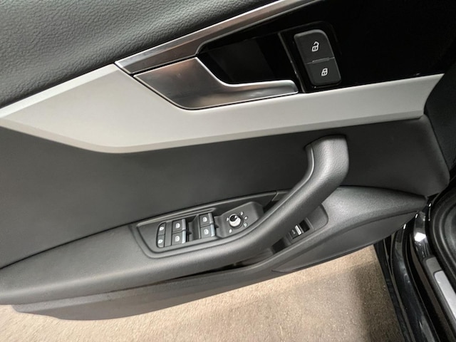 Audi A4 35 TFSI Avant S-Tronic