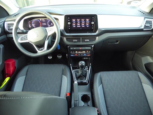Volkswagen T-Cross Life