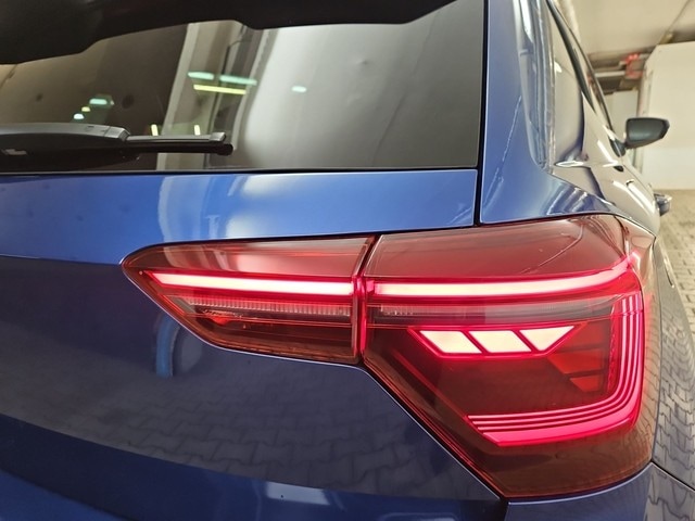 Volkswagen Polo 1.0 TSI DSG R-Line