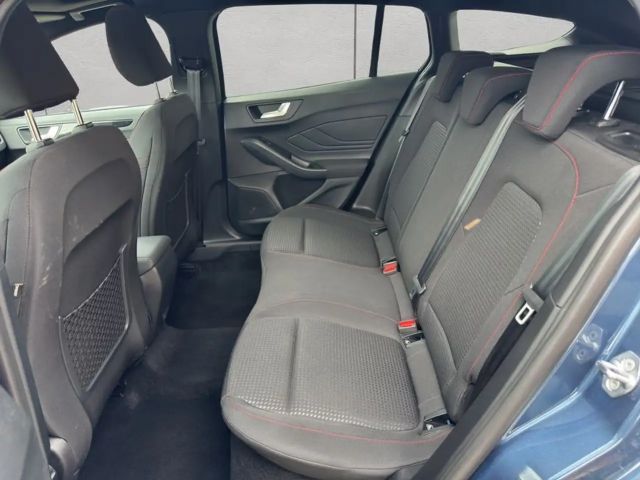 Ford Focus EcoBoost ST Line Wagon