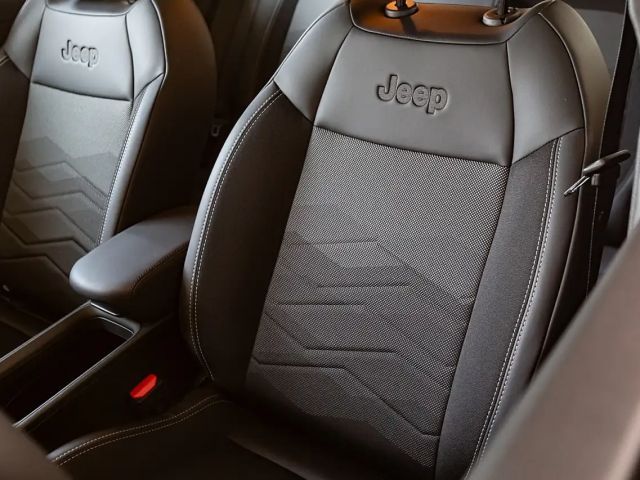 Jeep Avenger Altitude Full-Electric