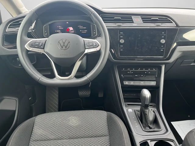Volkswagen Touran 1.5 TSI DSG R-Line