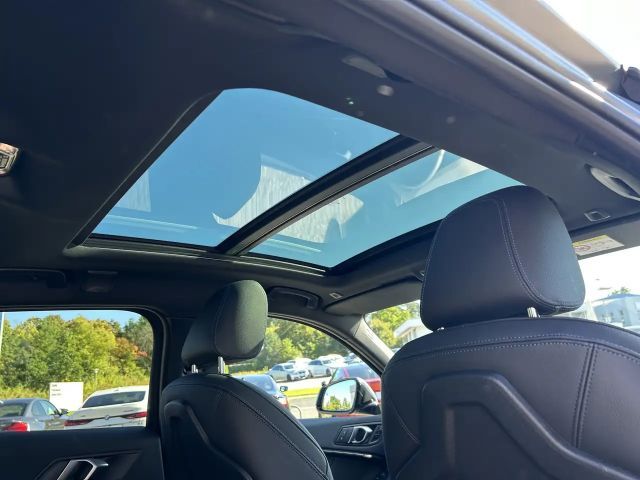 BMW 118 118i M-Sport Sedan