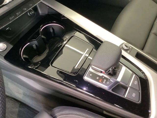 Audi A4 35 TFSI Avant S-Line S-Tronic