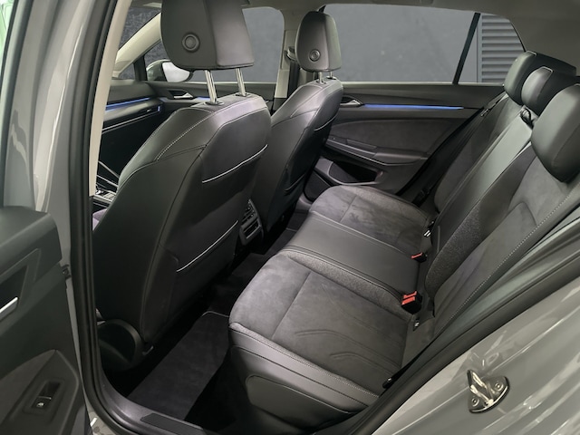 Volkswagen Golf 1.5 eTSI Golf VIII Style