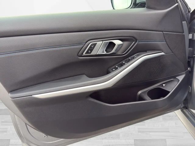 BMW 330 M-Sport Sedan