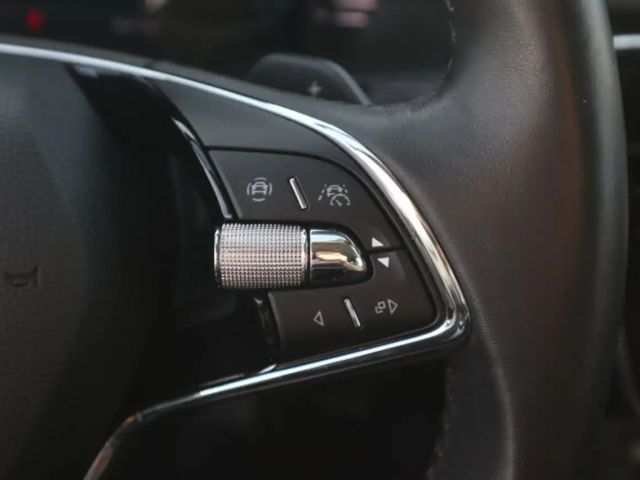 Skoda Superb 2.0 TDI Ambition Combi