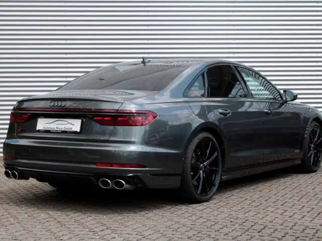 Audi S8 4.0 TFSI