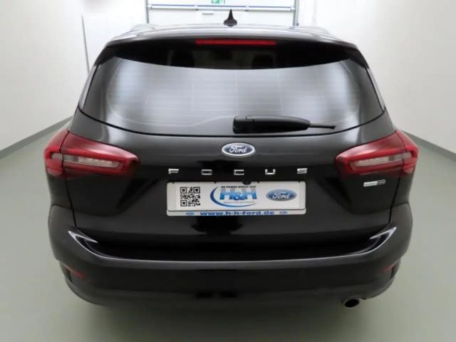 Ford Focus Titanium Wagon