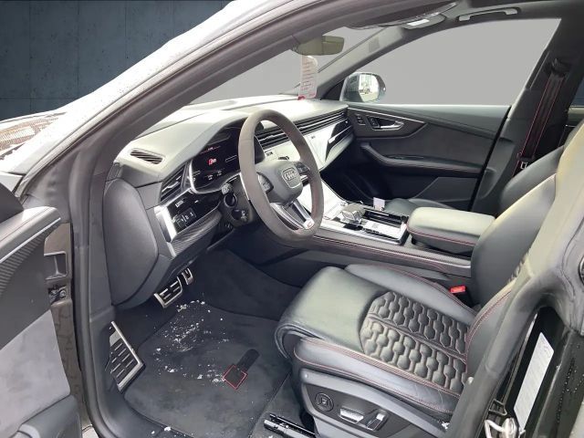 Audi RS Q8 SUV tiptr. PANO Stdhzg Vmax305 HUD 23´