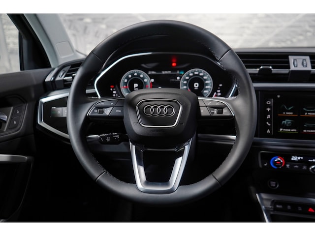 Audi Q3 S-Tronic