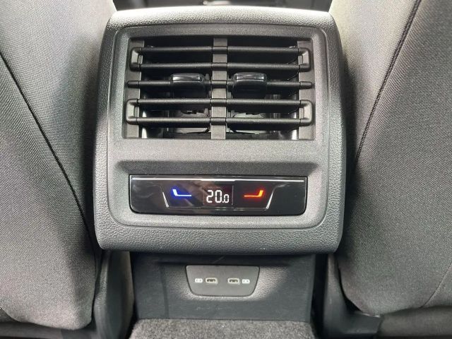 Volkswagen Golf 2.0 TSI DSG GTI