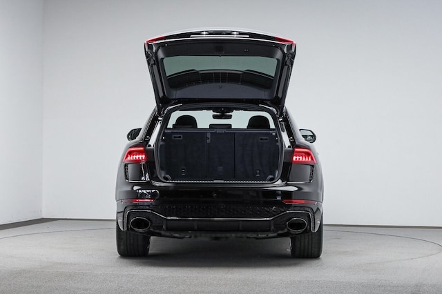 Audi RS Q8 Quattro