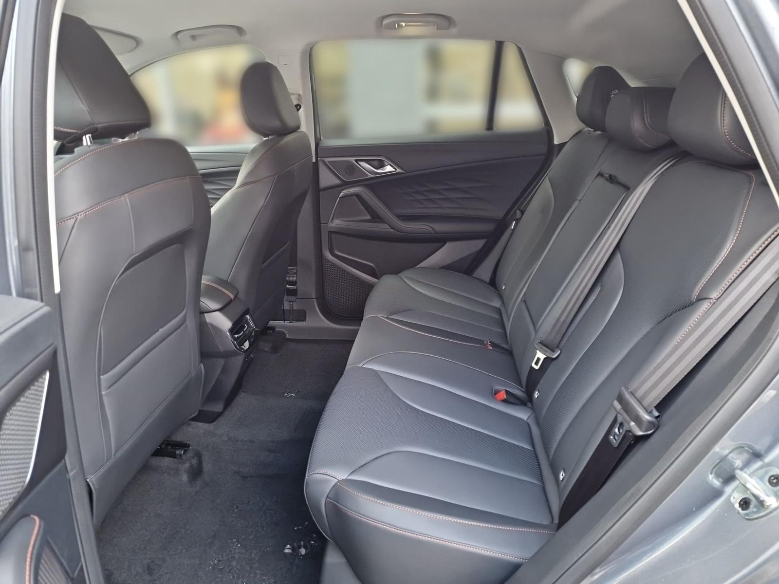 MG HS Hybrid + Lux. Finanzierungspreis ACC+AUT+LED