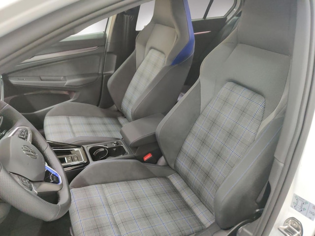Volkswagen Golf GTE eHybrid