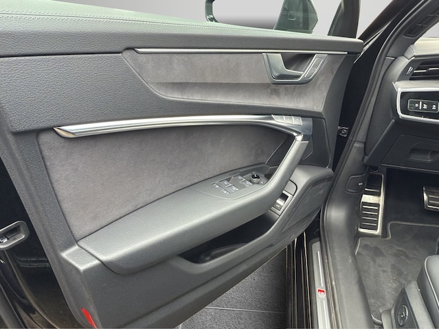 Audi S6 Avant Quattro