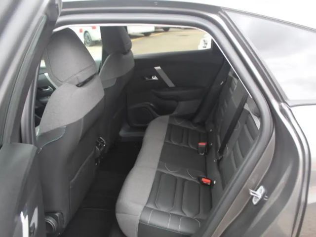 Citroën C4 PureTech Shine