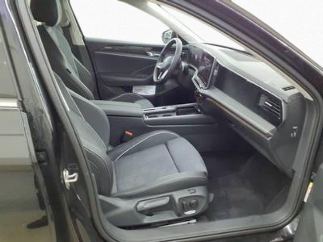 Volkswagen Passat 1.5 eTSI Business DSG