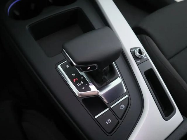 Audi A4 35 TFSI S-Line