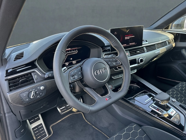 Audi RS4 Avant Quattro