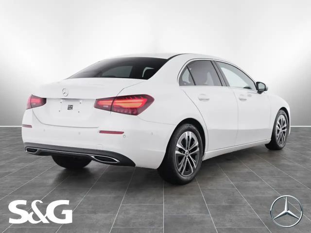 Mercedes-Benz A 180 Limousine RüKam+LED+Sitzh.+MBUX+17