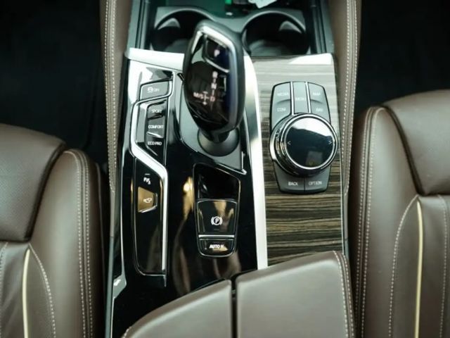 BMW 530 530d M-Sport Sedan xDrive