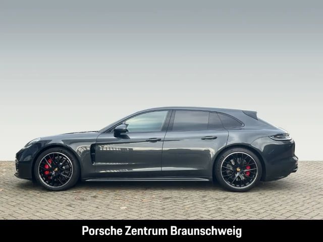 Porsche Panamera GTS Sport Turismo