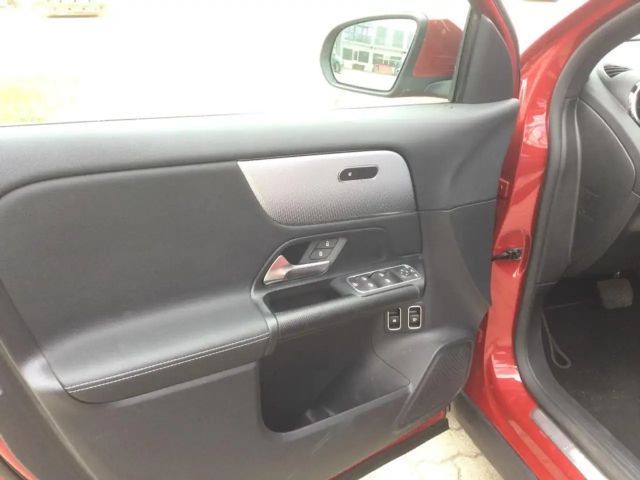 Mercedes-Benz GLA 250 GLA 250 e Style