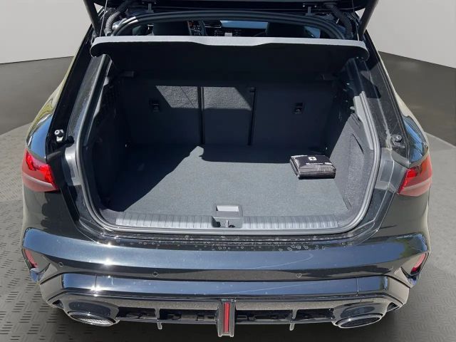 Audi RS3 S-Tronic Sedan