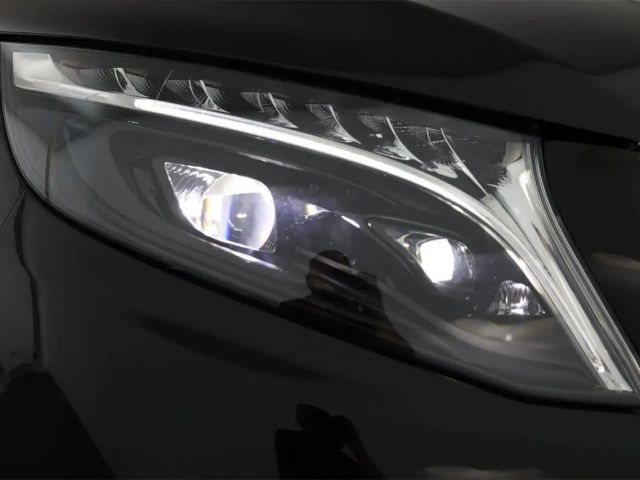 Mercedes-Benz V 300 V 300 d