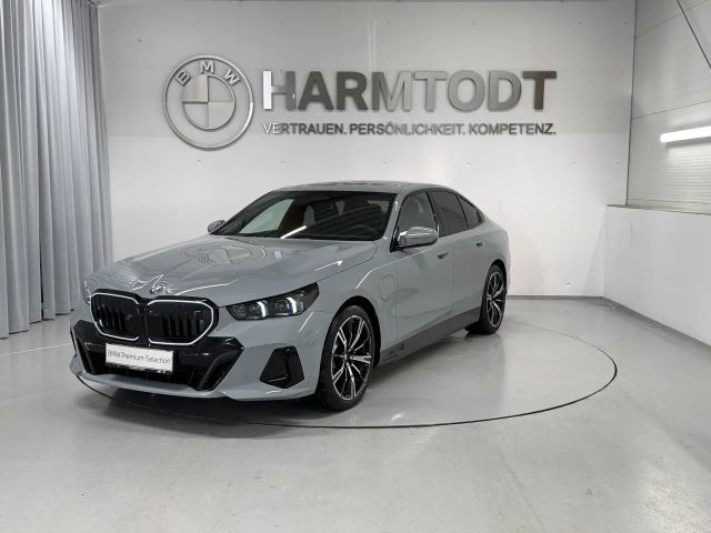 BMW 530 530e M-Sport Sedan xDrive